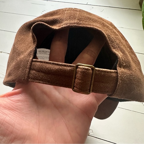 Wilfred Free Baseball Cap (vegan suede) - Picture 3 of 5